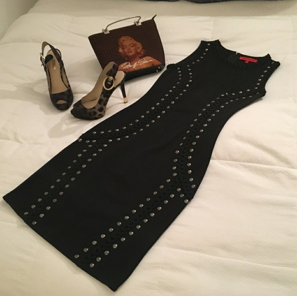 Super gorgeous Wow Couture Black dress size S